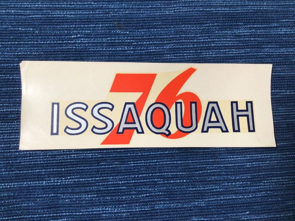 VTG Union 76 Oil Issaquah Washington Gas Station Water Decal Travel Souvenir